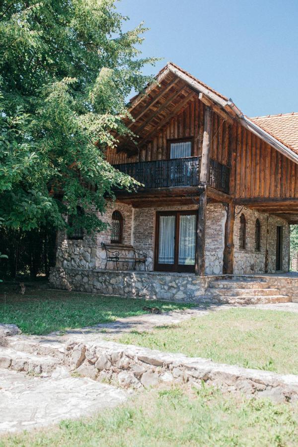 Holiday Home Iman Ripac Экстерьер фото